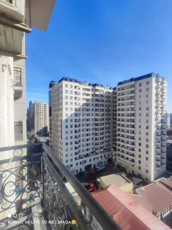 Kirayə verilir 3 otaqlı mənzil 90 m²