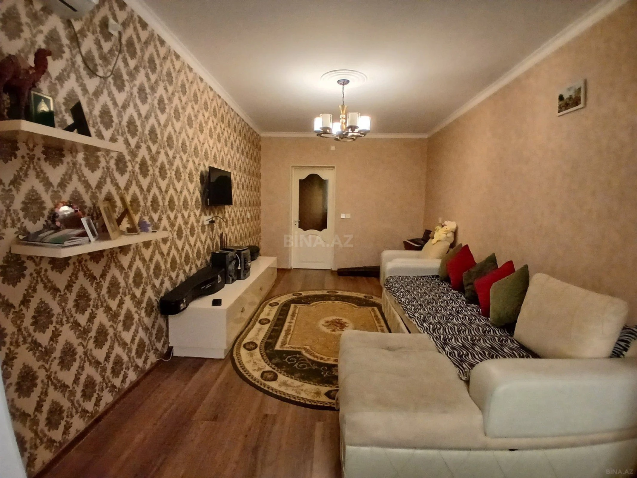 Satılır 2 otaqlı mənzil 65 m²