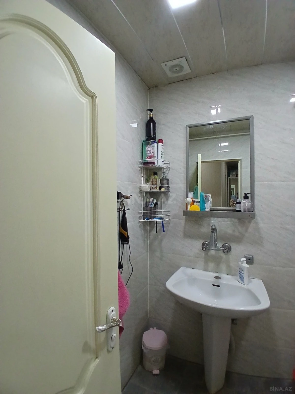 Satılır 2 otaqlı mənzil 65 m²