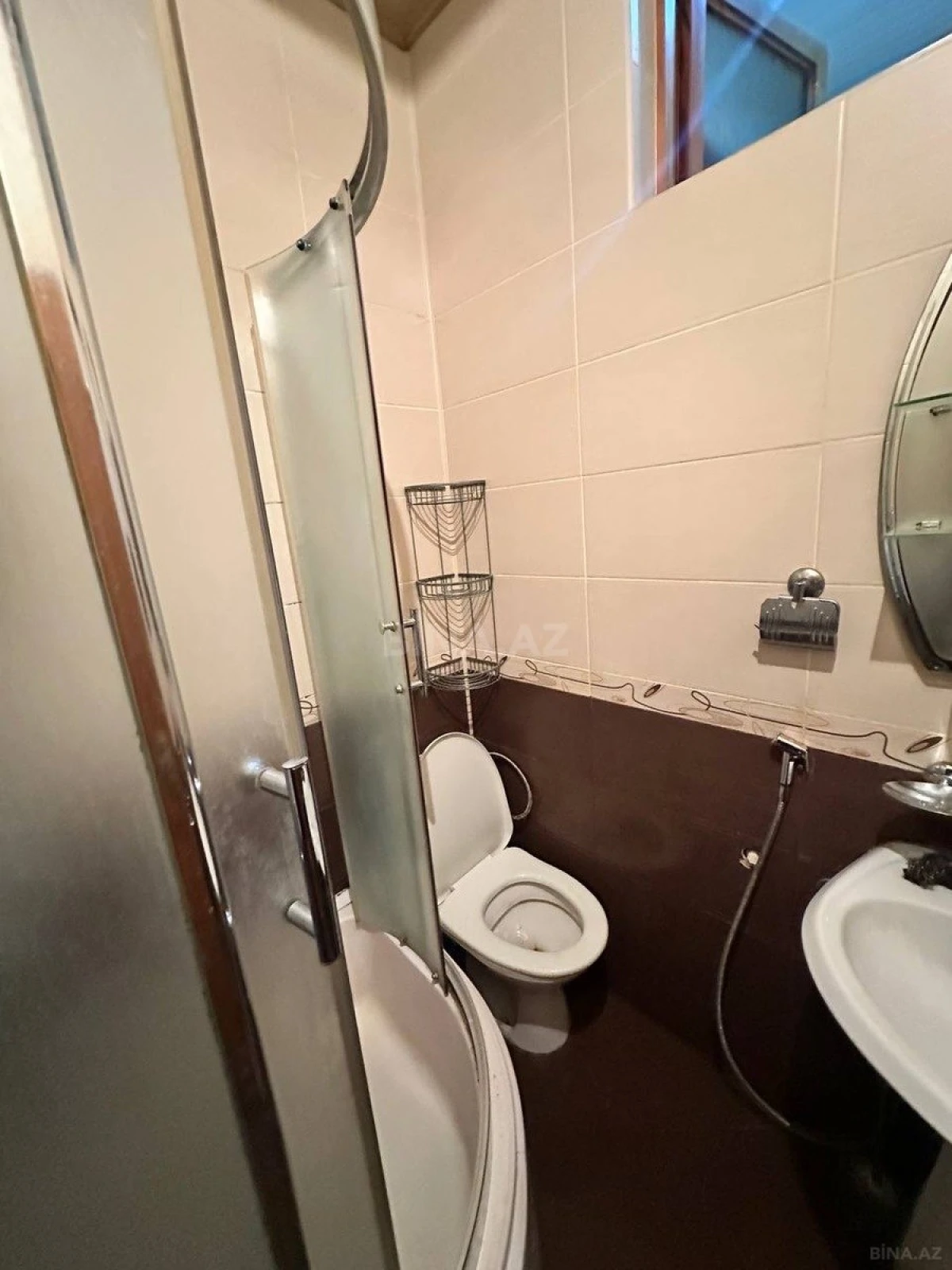 Kirayə verilir 2 otaqlı mənzil 65 m²