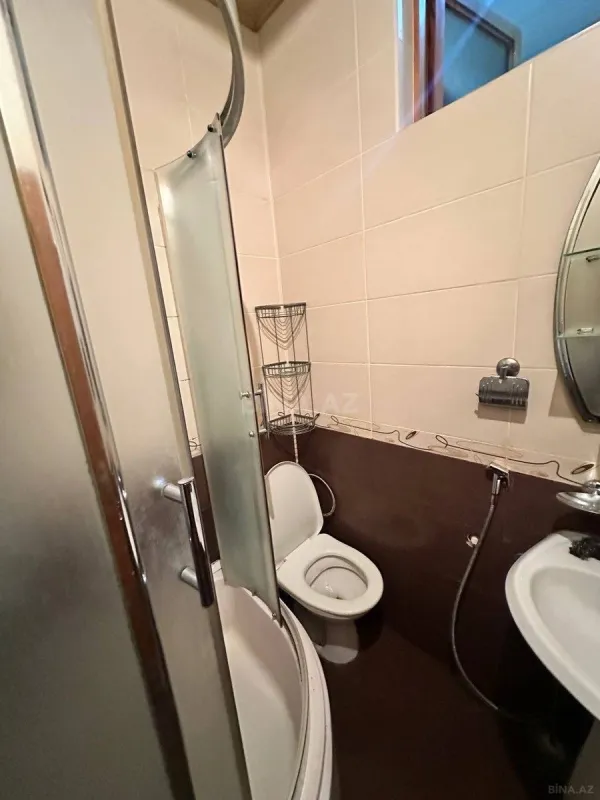 Kirayə verilir 2 otaqlı mənzil 65 m²
