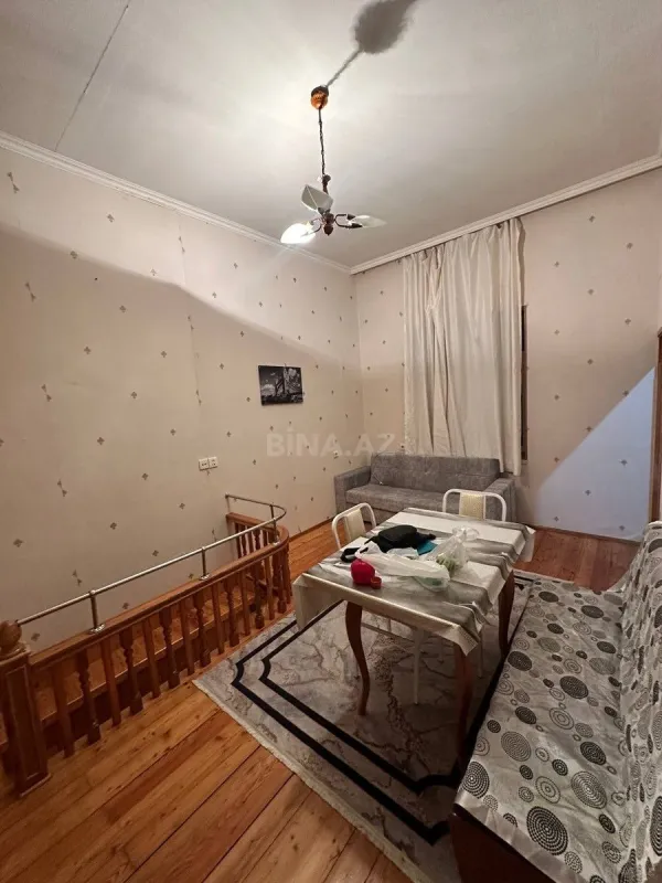 Kirayə verilir 2 otaqlı mənzil 65 m²