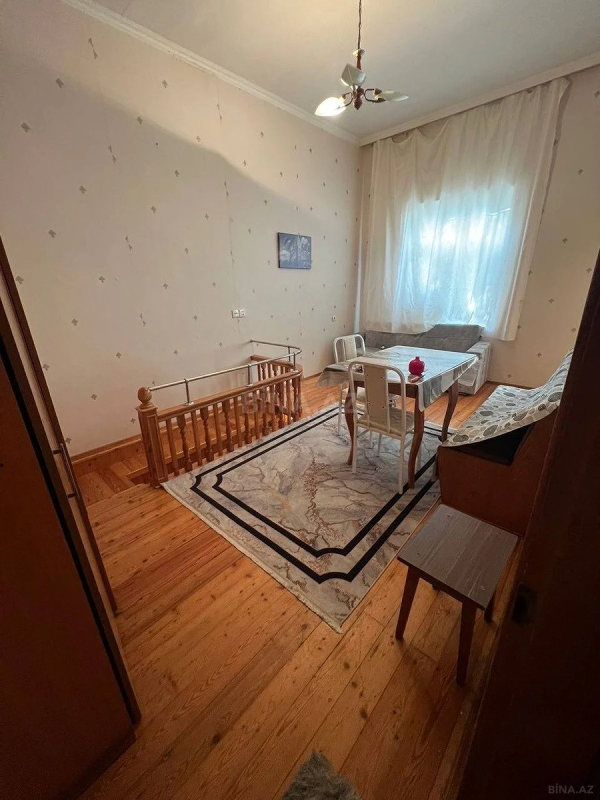 Kirayə verilir 2 otaqlı mənzil 65 m²