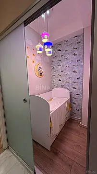 Satılır 2 otaqlı mənzil 77 m²