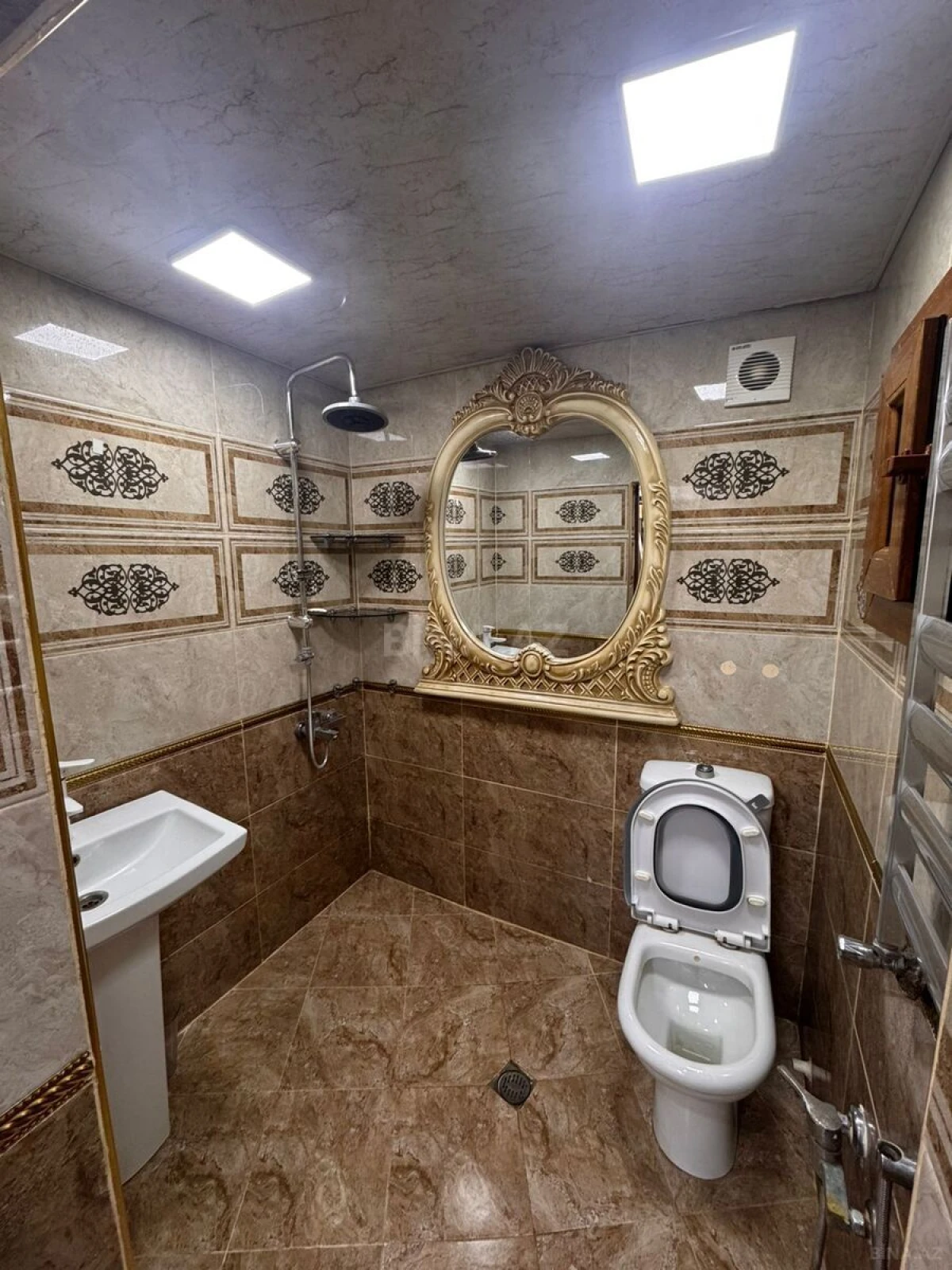 Satılır 2 otaqlı mənzil 45.5 m²