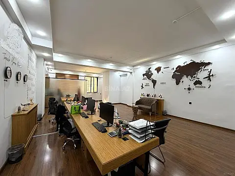 Kirayə verilir 2 otaqlı ofis 120 m²