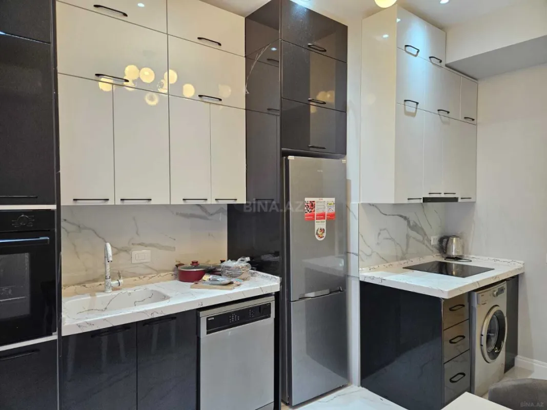 Kirayə verilir 3 otaqlı mənzil 130 m²