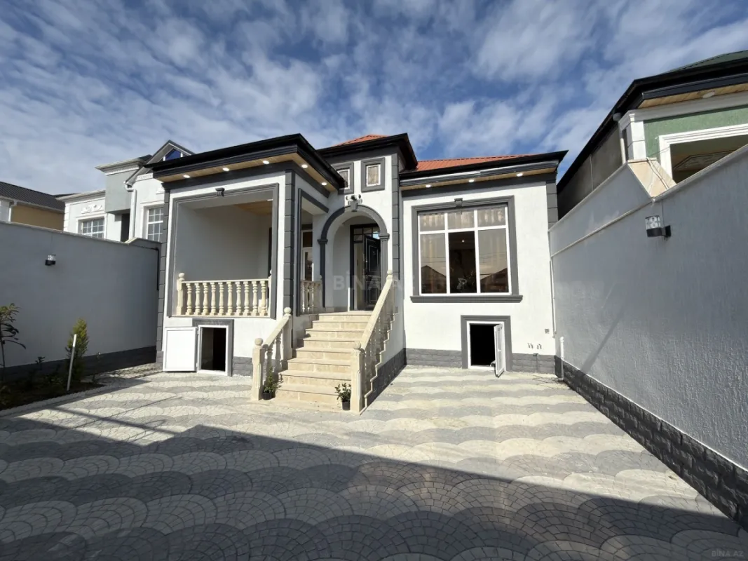 Satılır 4 otaqlı həyət evi 120 m²