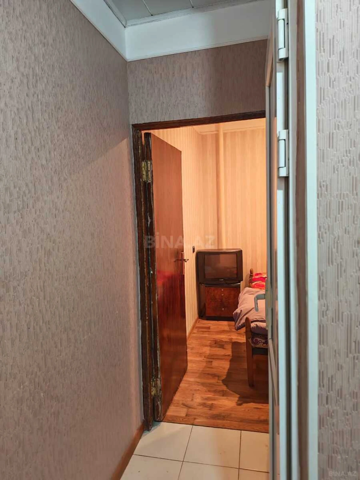 Kirayə verilir 2 otaqlı mənzil 50 m²