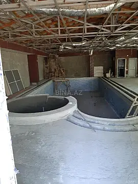 Satılır 9 otaqlı həyət evi 470 m²