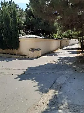 Satılır 9 otaqlı həyət evi 470 m²