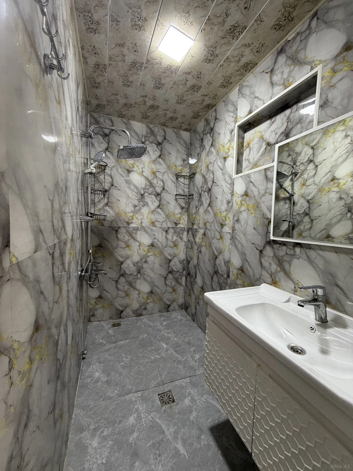 Kirayə verilir 3 otaqlı mənzil 70 m²