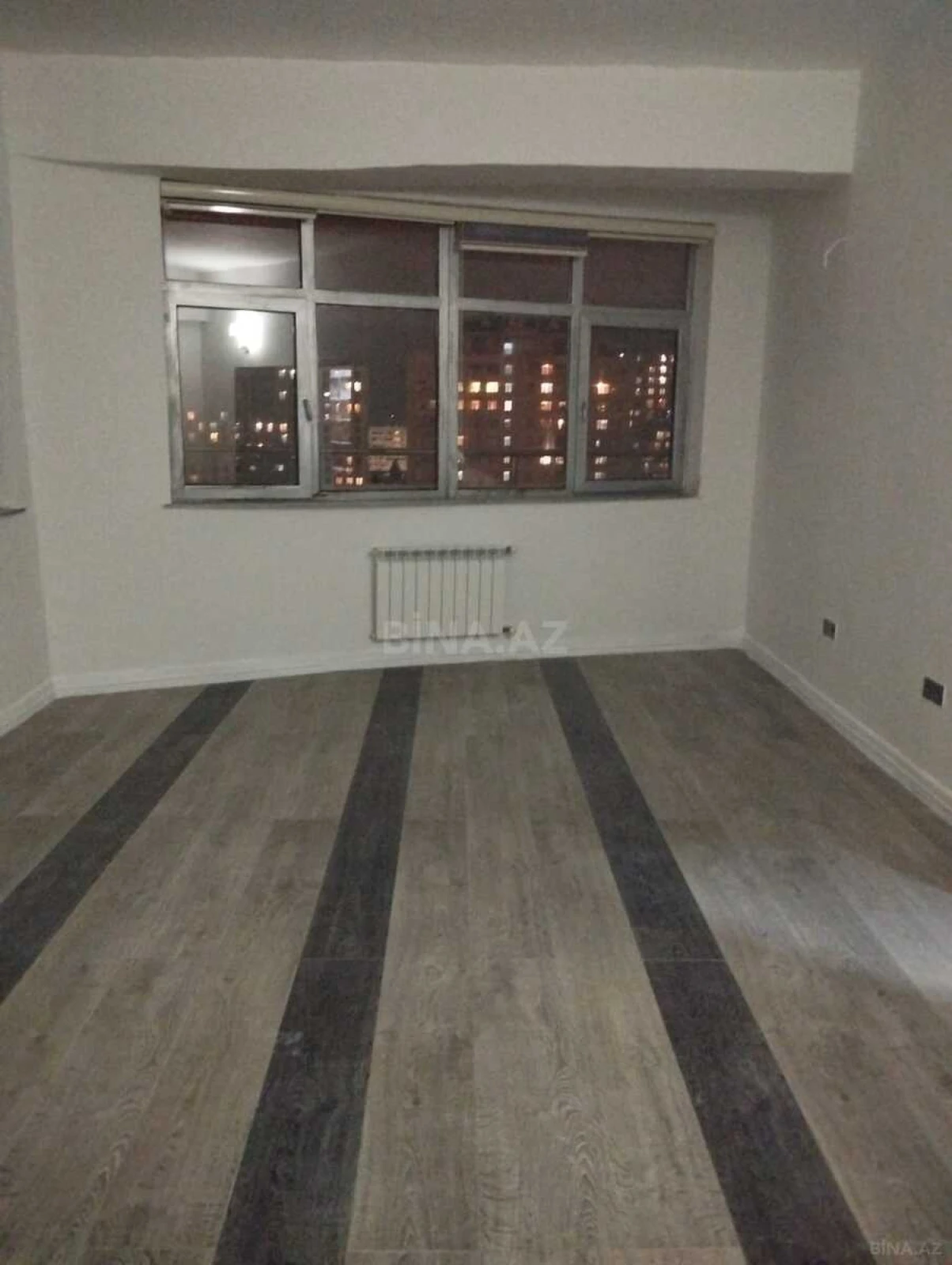 Satılır 2 otaqlı mənzil 125 m²