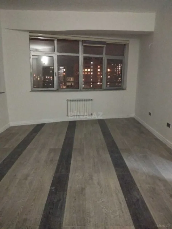 Satılır 2 otaqlı mənzil 125 m²