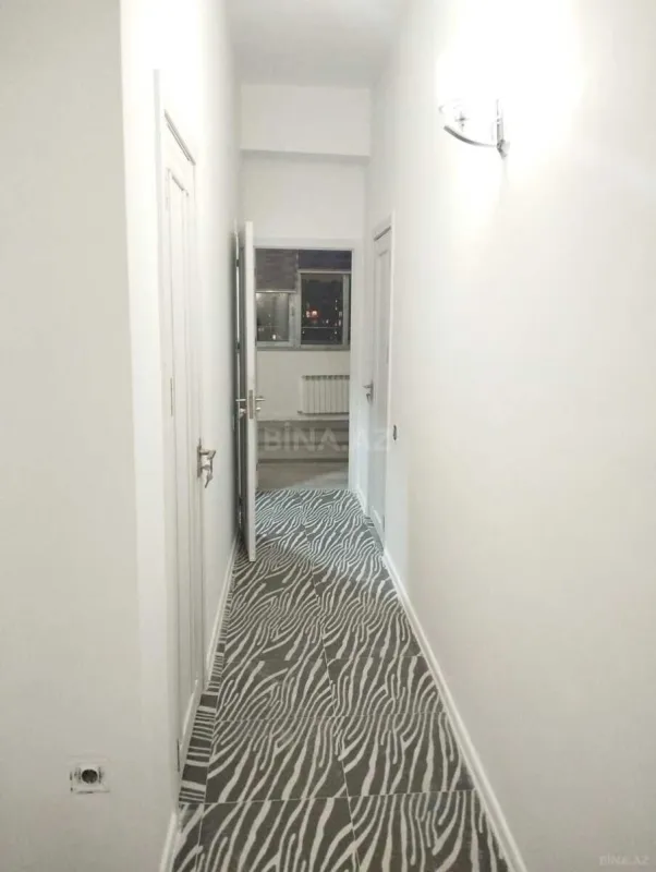 Satılır 2 otaqlı mənzil 125 m²