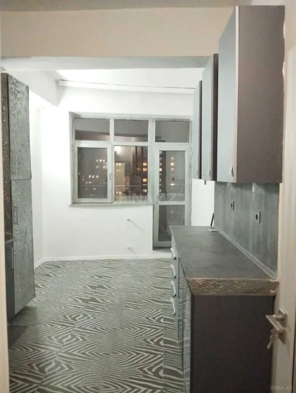 Satılır 2 otaqlı mənzil 125 m²