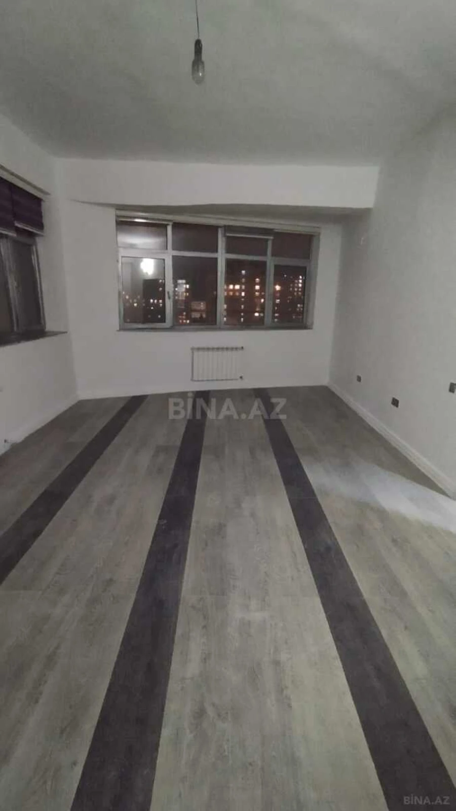 Satılır 2 otaqlı mənzil 125 m²