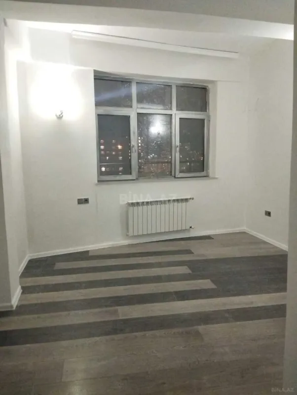 Satılır 2 otaqlı mənzil 125 m²