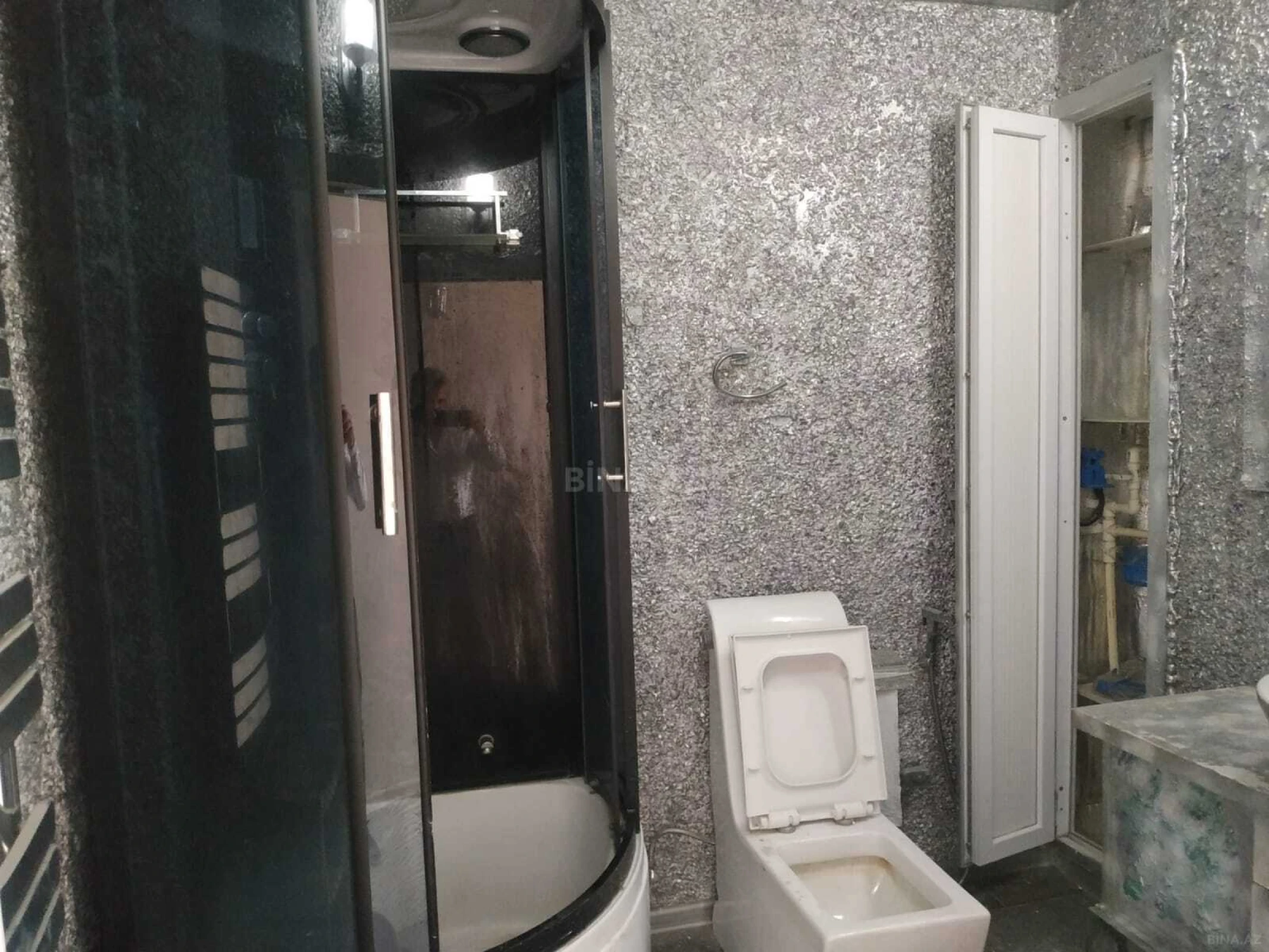 Satılır 2 otaqlı mənzil 125 m²