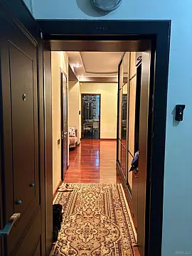 Satılır 2 otaqlı mənzil 91 m²