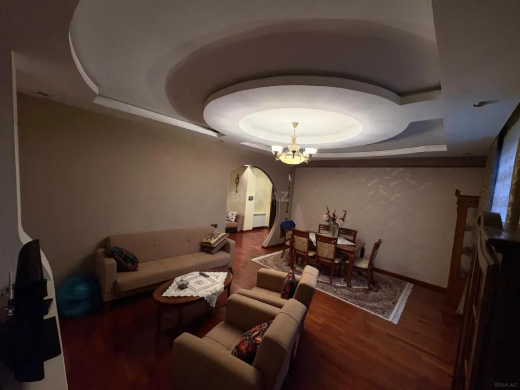 Satılır 2 otaqlı mənzil 91 m²