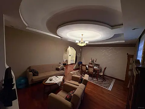 Satılır 2 otaqlı mənzil 91 m²