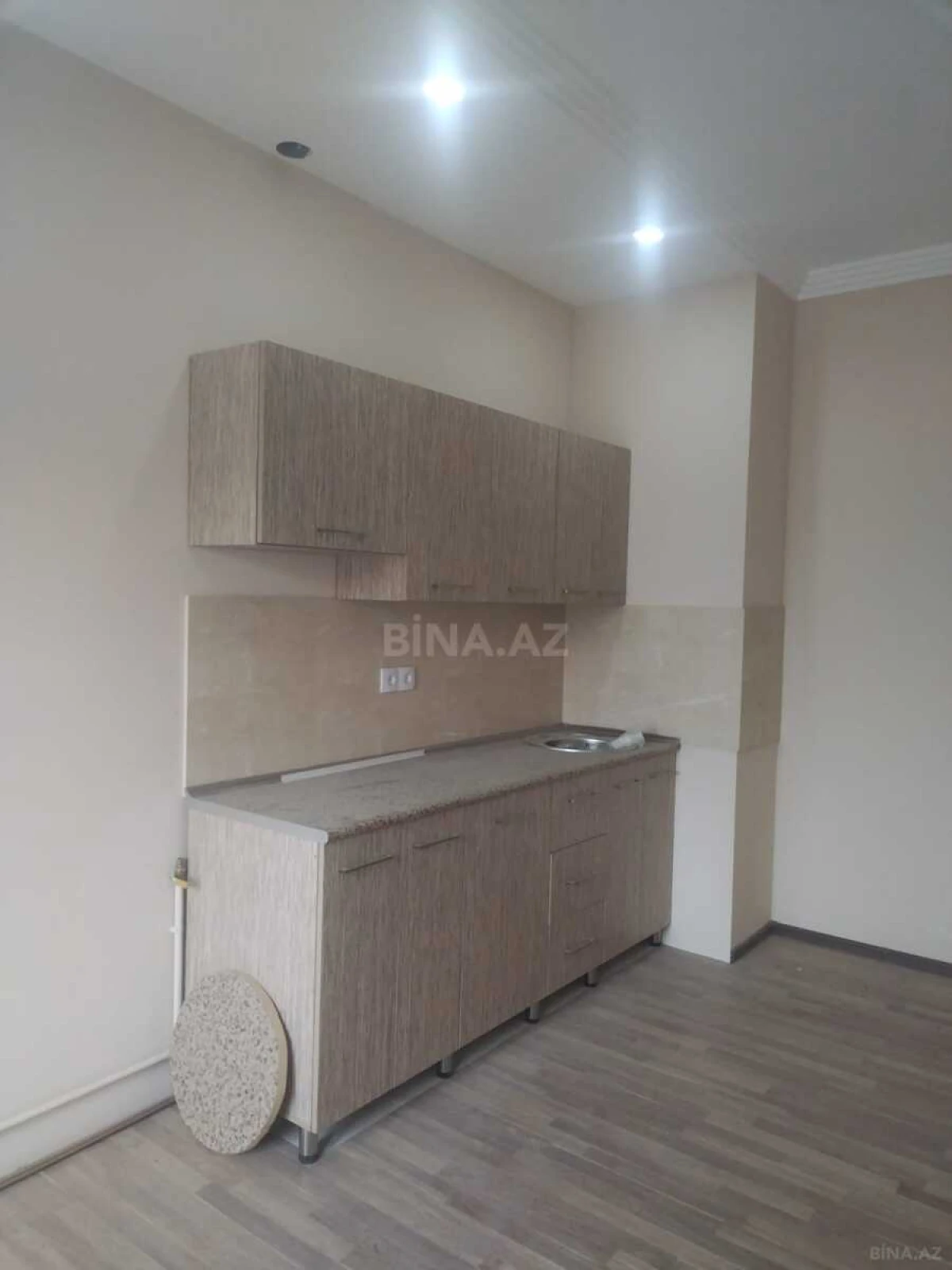 Satılır 2 otaqlı mənzil 56 m²