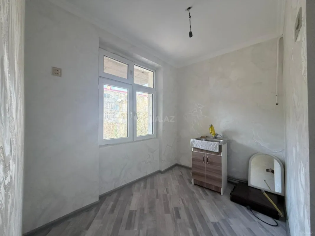 Satılır 2 otaqlı mənzil 50 m²