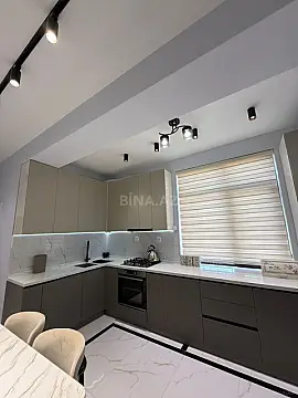 Satılır 3 otaqlı mənzil 118 m²