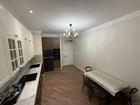 Kirayə verilir 3 otaqlı mənzil 120 m²