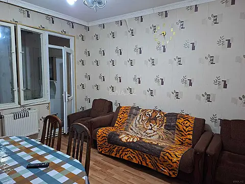 Kirayə verilir 2 otaqlı mənzil 60 m² — Bakı, Memar Əcəmi yanı 2 otaq 60.00 m²