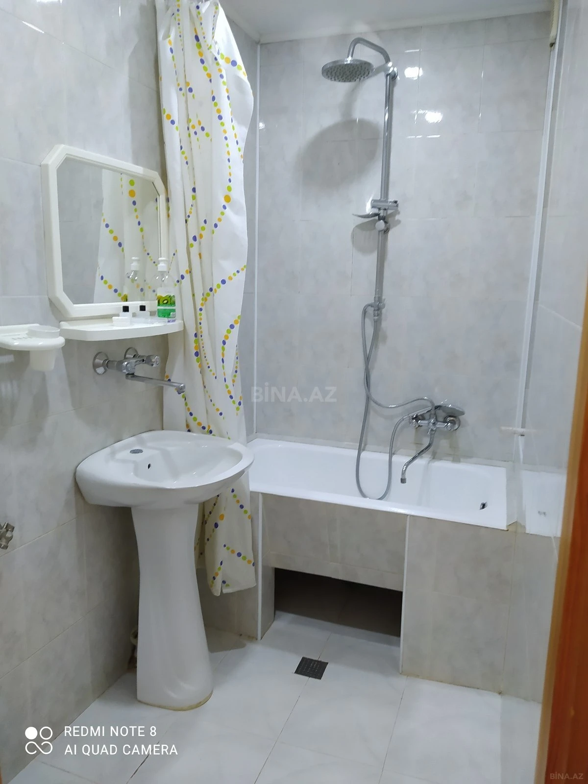 Kirayə verilir 3 otaqlı mənzil 80 m²