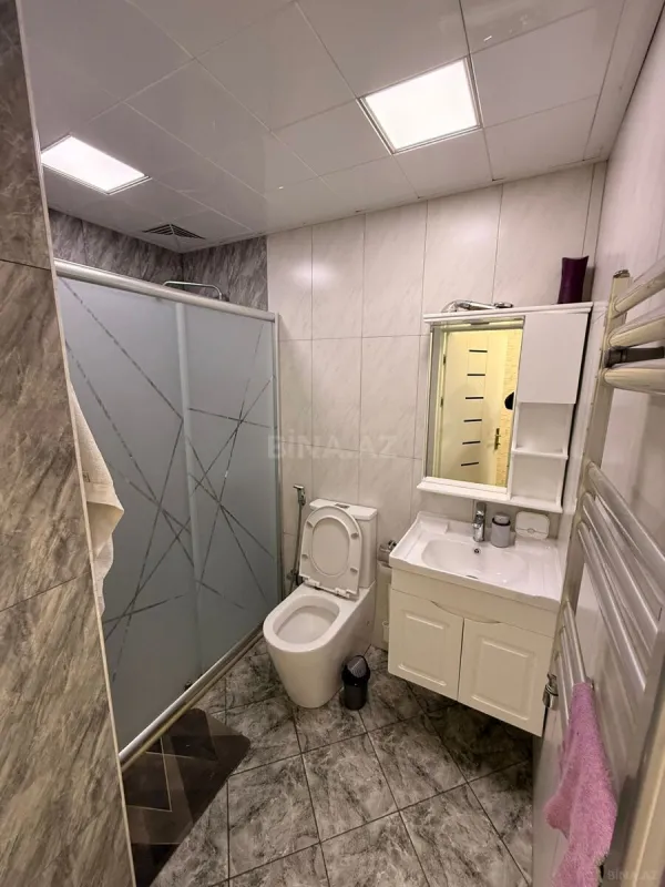 Kirayə verilir 2 otaqlı mənzil 68 m²