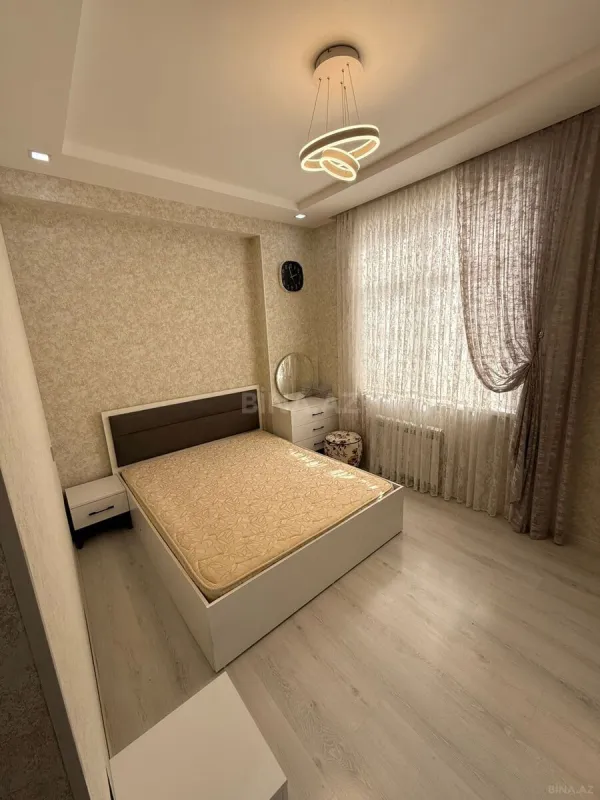 Kirayə verilir 2 otaqlı mənzil 68 m²