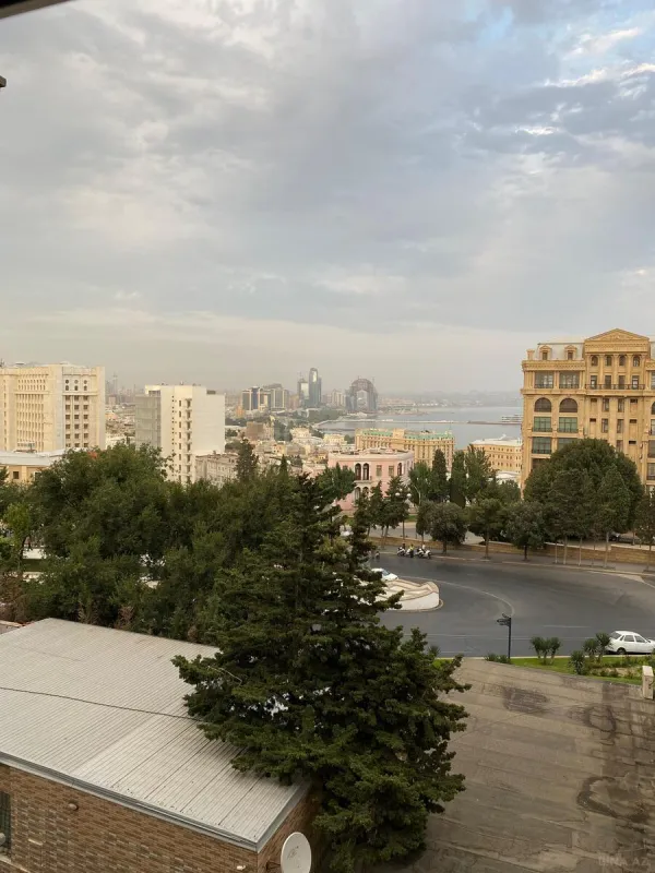 Kirayə verilir 2 otaqlı mənzil 62 m²