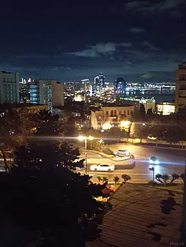 Kirayə verilir 2 otaqlı mənzil 62 m²