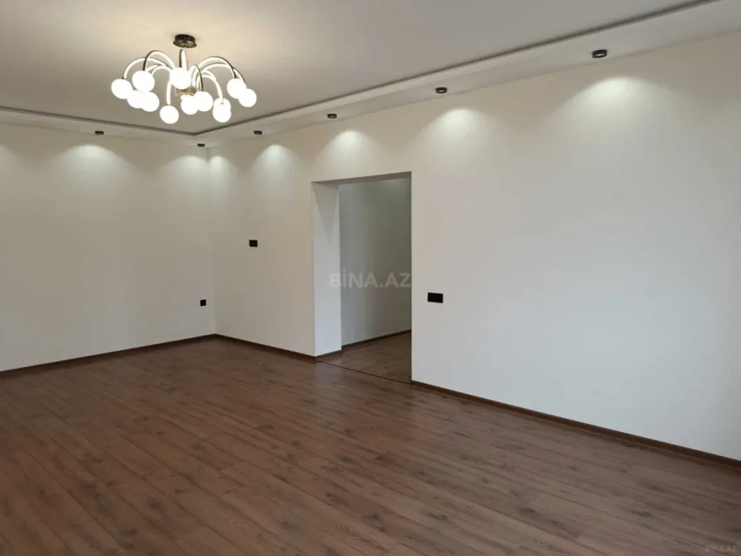 Satılır 4 otaqlı həyət evi 190 m²