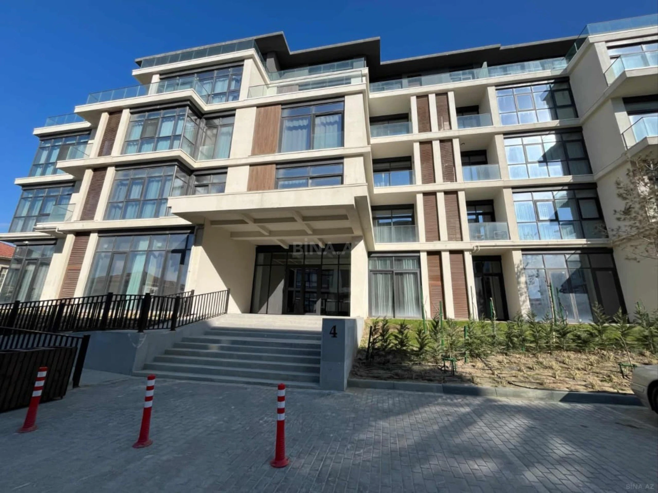 Satılır 2 otaqlı mənzil 86.5 m²