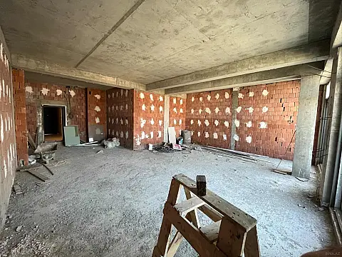 Satılır 2 otaqlı mənzil 86.5 m²