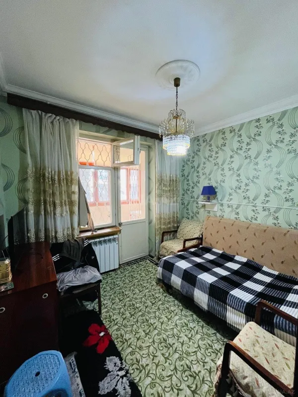 Satılır 4 otaqlı mənzil 85 m²