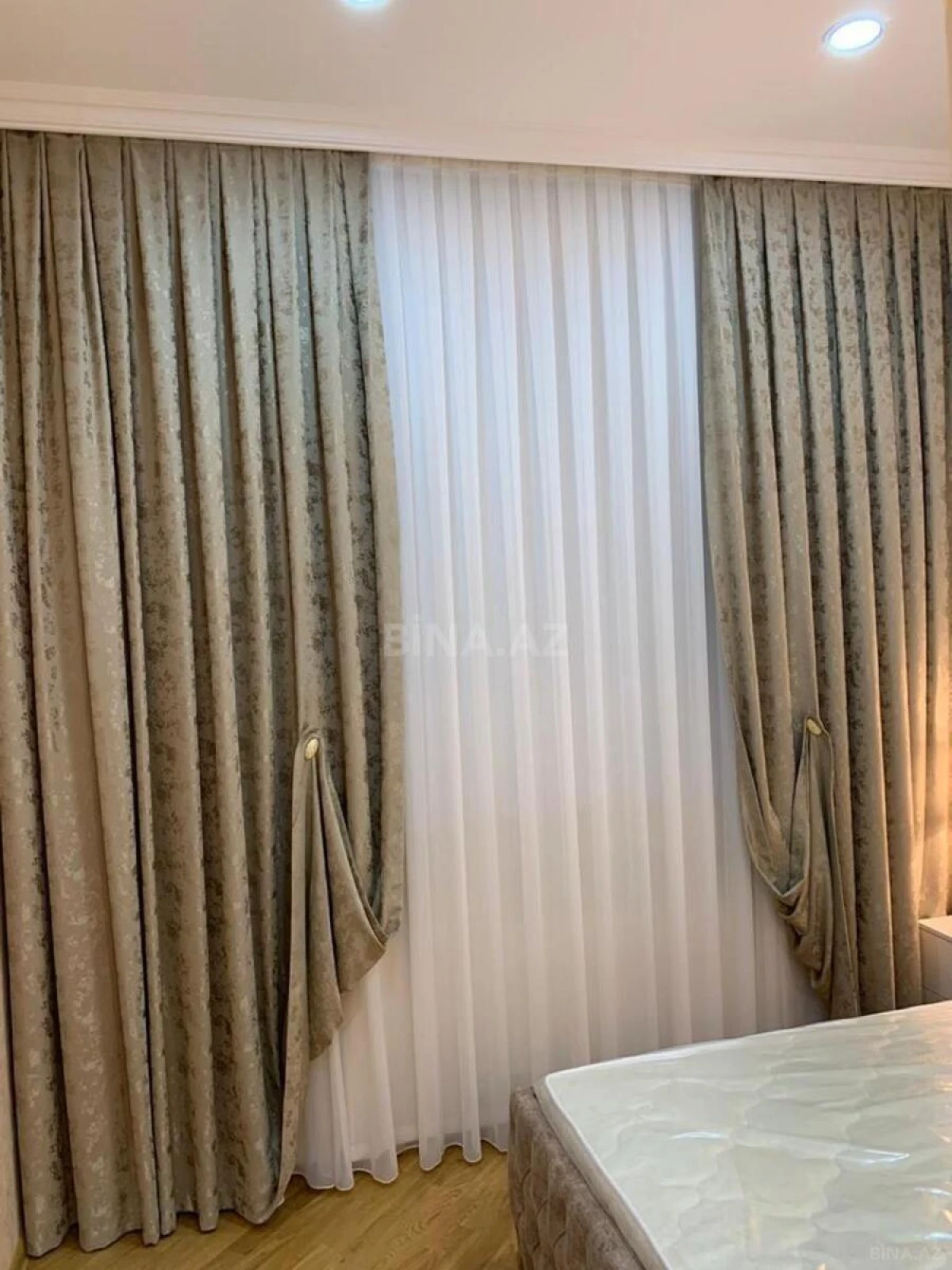 Kirayə verilir 1 otaqlı mənzil 55 m²