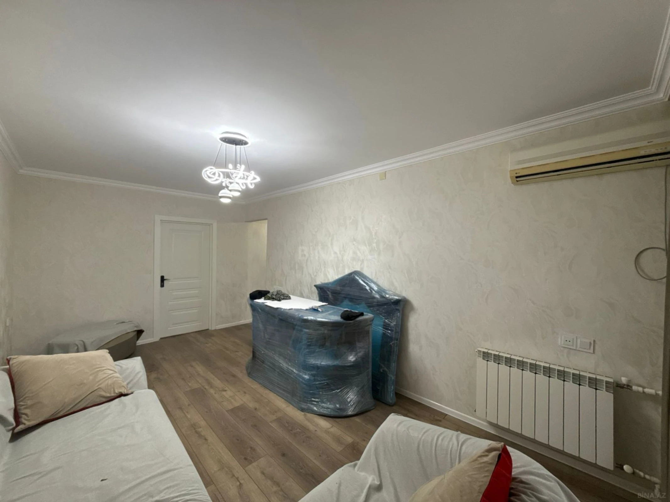 Satılır 2 otaqlı mənzil 50 m²