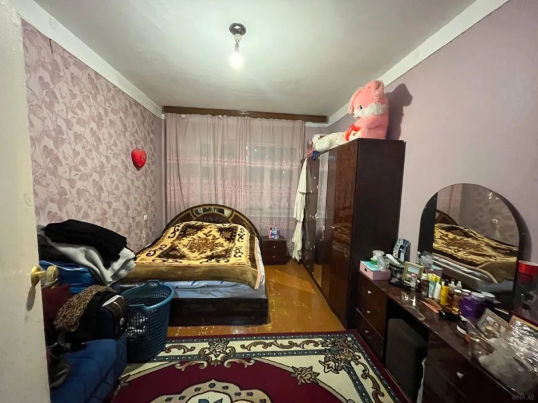 Satılır 4 otaqlı mənzil 78.2 m²