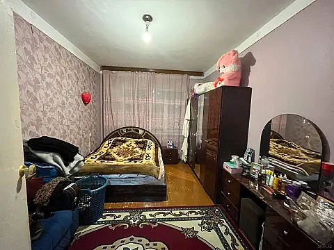 Satılır 4 otaqlı mənzil 78.2 m²