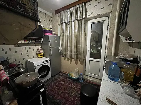 Satılır 4 otaqlı mənzil 78.2 m²