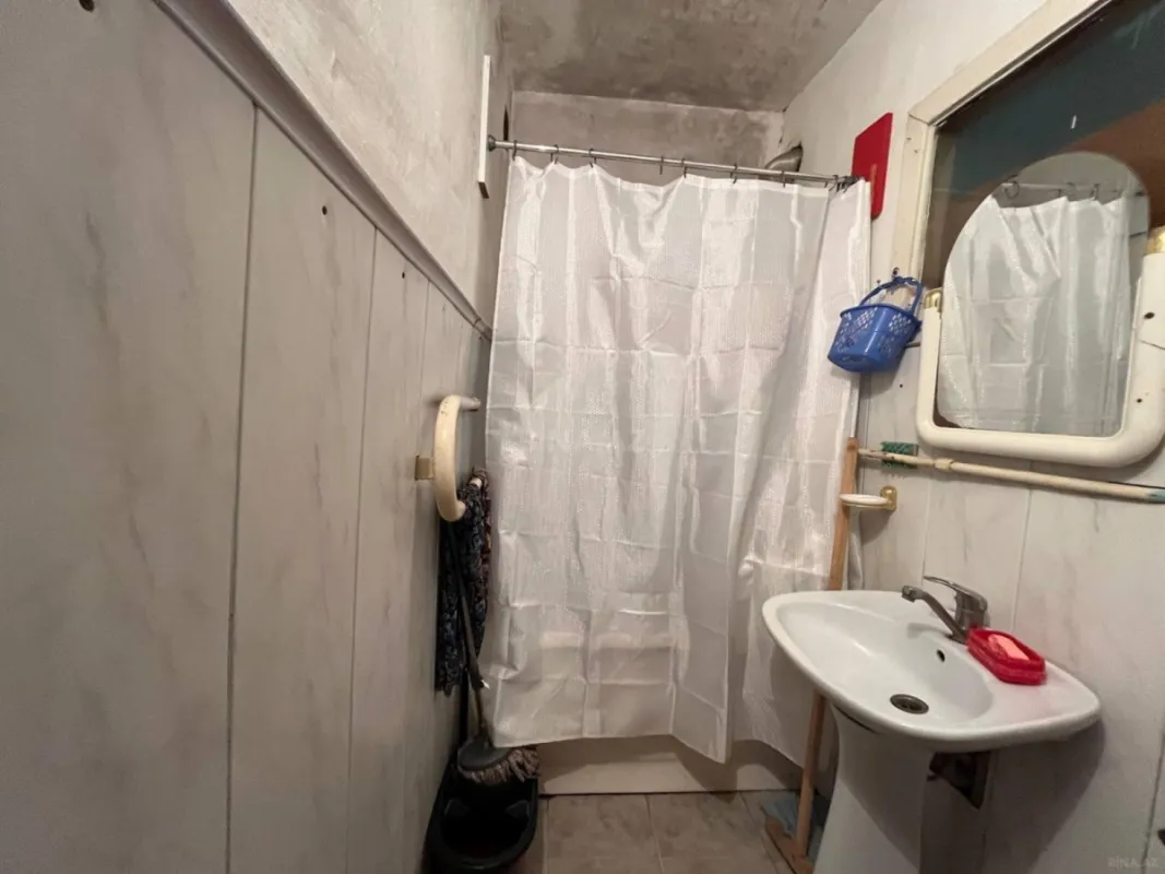 Satılır 4 otaqlı mənzil 78.2 m²