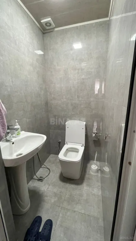 Satılır 4 otaqlı mənzil 84.5 m²