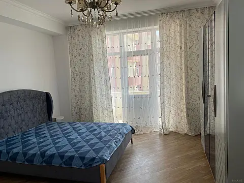 Kirayə verilir 1 otaqlı mənzil 55 m²