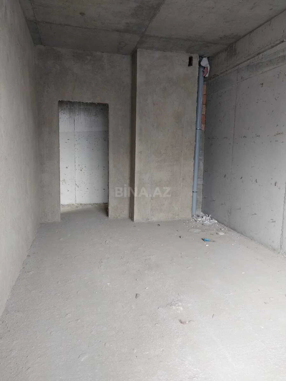 Satılır 4 otaqlı mənzil 170 m²