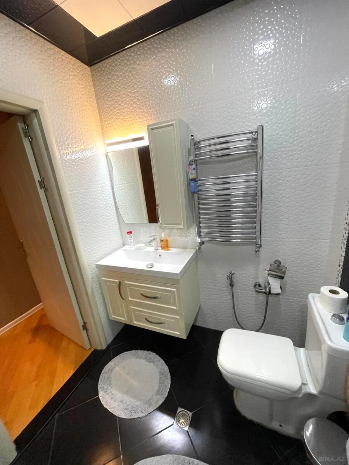 Kirayə verilir 3 otaqlı mənzil 100 m²